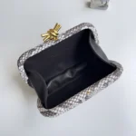 Bottega Veneta (BV) Knot