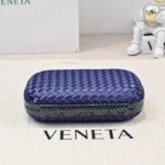 Bottega Veneta (BV) Knot