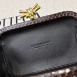 Bottega Veneta (BV) Knot