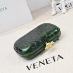 Bottega Veneta (BV) Knot