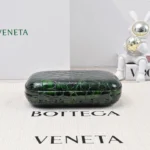 Bottega Veneta (BV) Knot